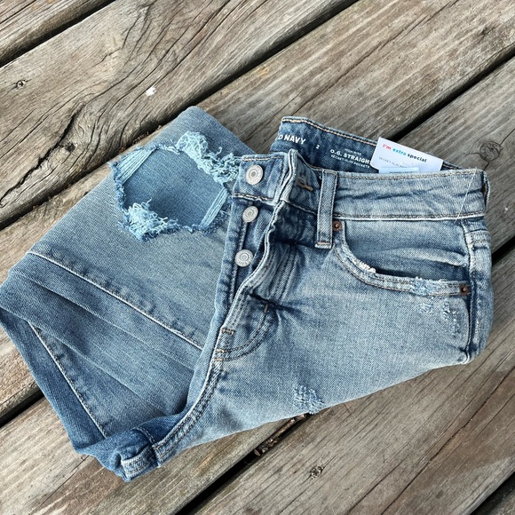 NEW! Old Navy Straight-Leg Jeans High-Rise Button-Up Distressed Ripped Sz 2 Crop - Picture 3 of 13